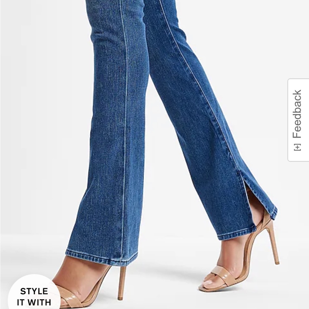2S 🛍️ NEW Express skyscraper mid rise flare dark wash jean 2 Short petite tags